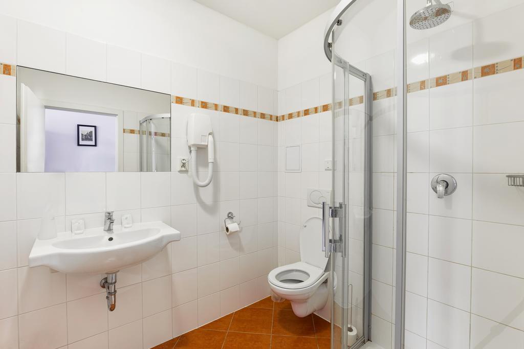 Hotel U Salzmannu Plzeň Oda fotoğraf